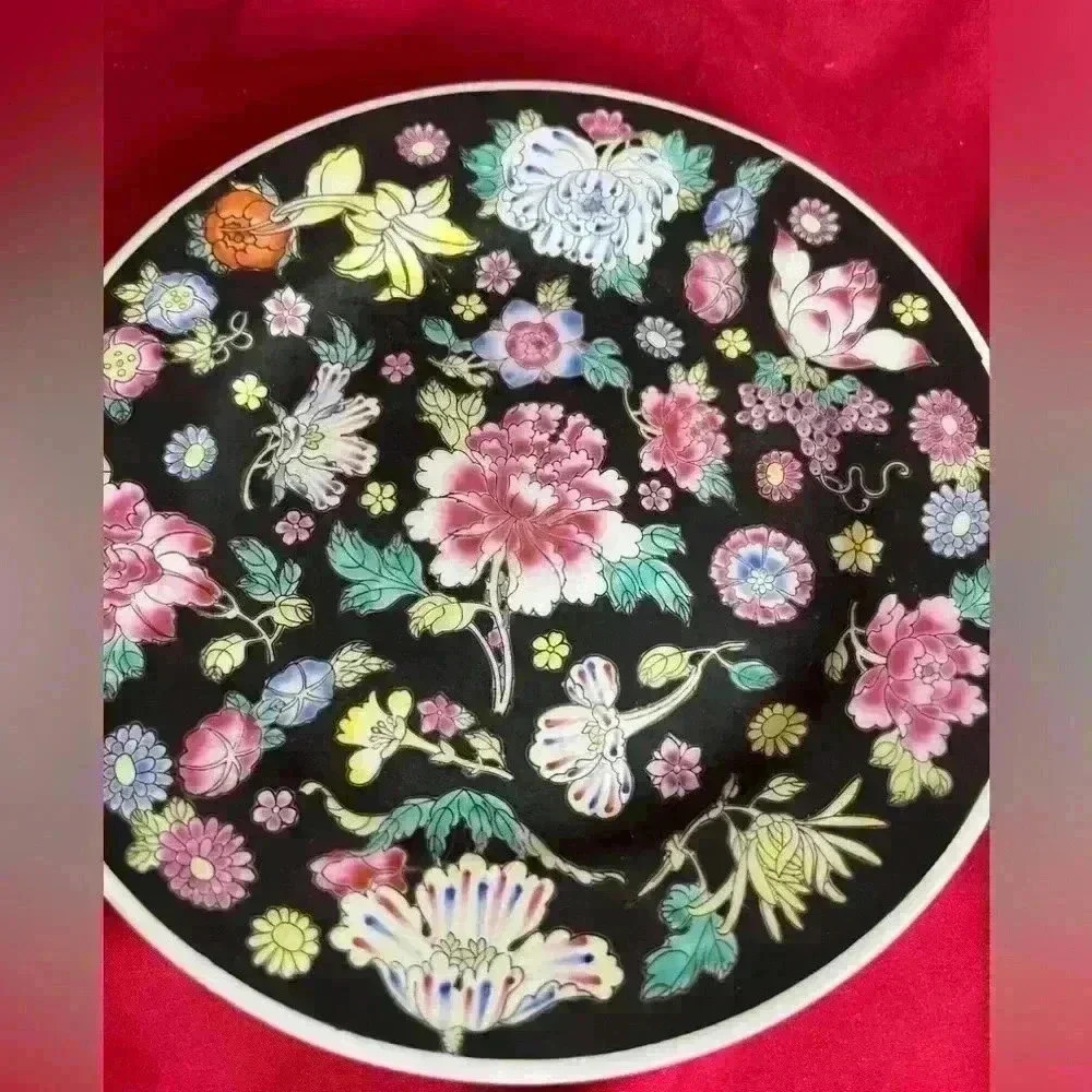 8” Chinese Floral plate - Picture 3 of 3